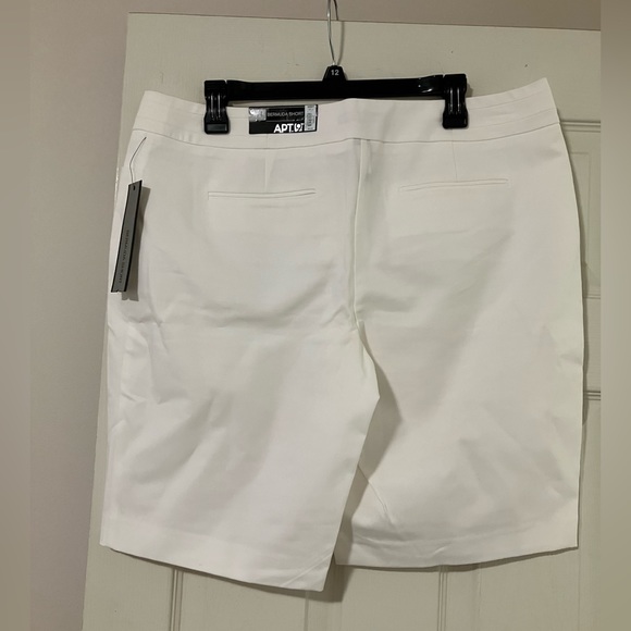 Apt 9 Bermuda Shorts, new size L - Picture 2 of 8